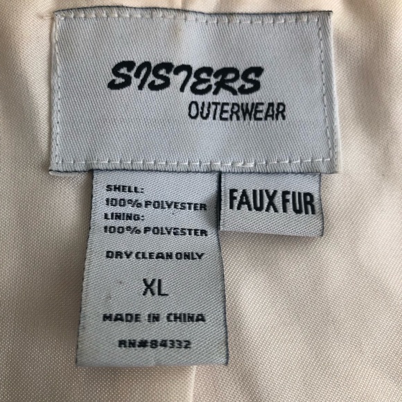 Sisters outerwear faux for vest zipper up in front pockets in front vest - Picture 5 of 5